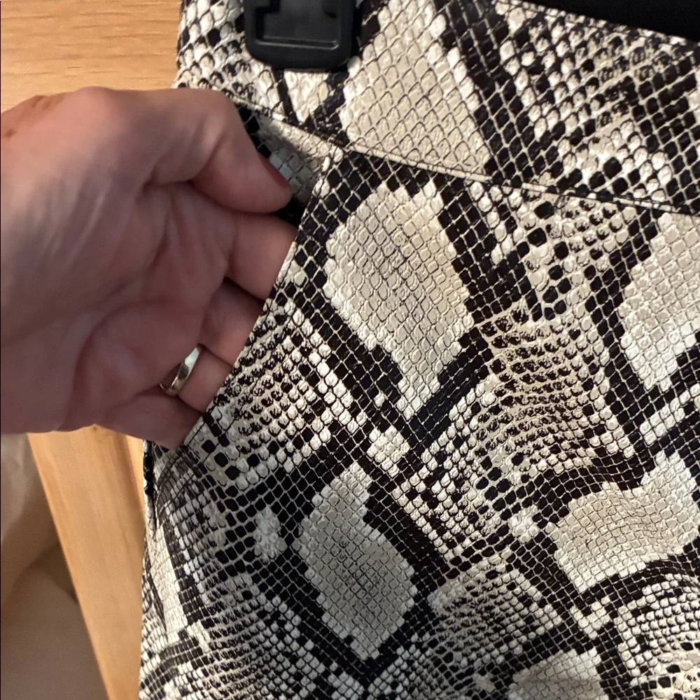 Choosy Women’s Snake Print Pants 4 Baddie - Picture 7 of 10